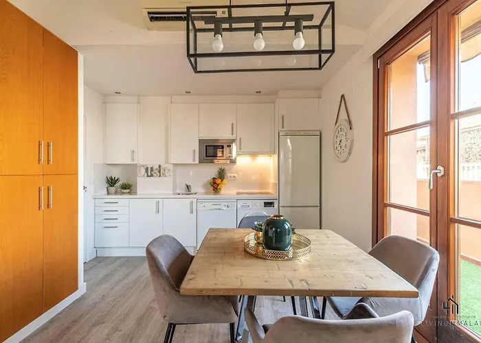 Living4malaga Atico Garcia Briz Apartamento *